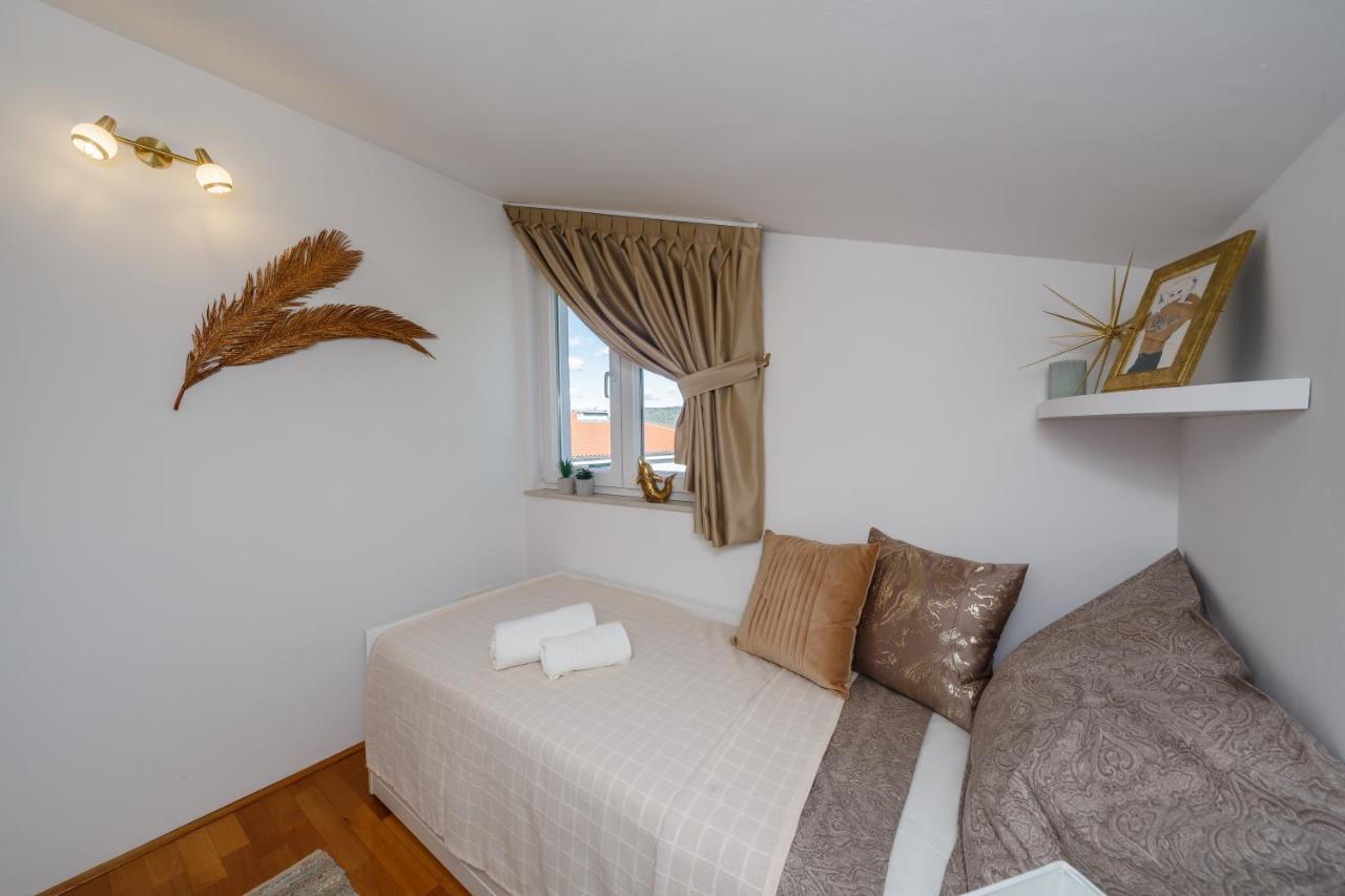 La Perla Apartment *