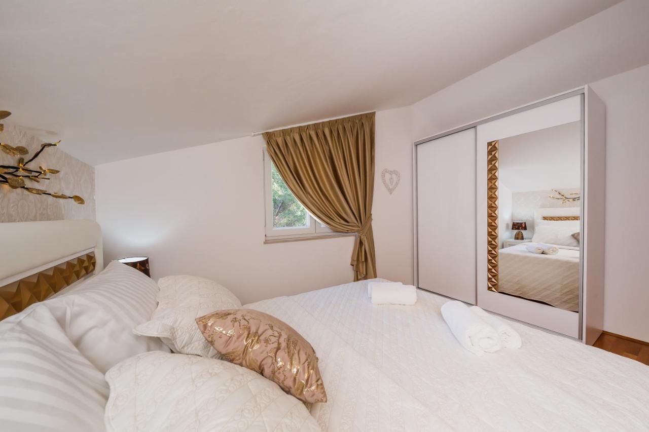 Apartment La Perla Trogir
