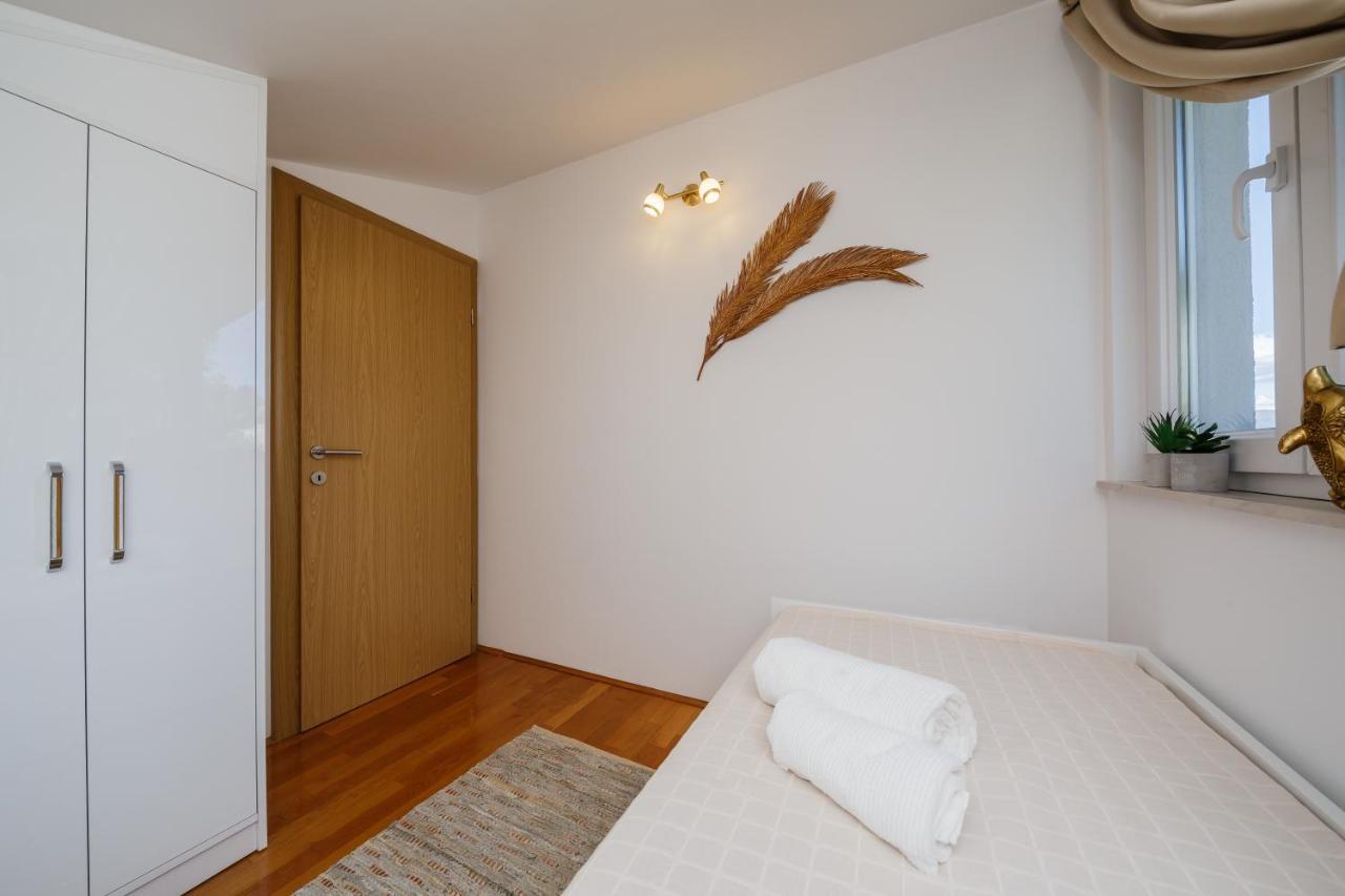 Apartman La Perla *