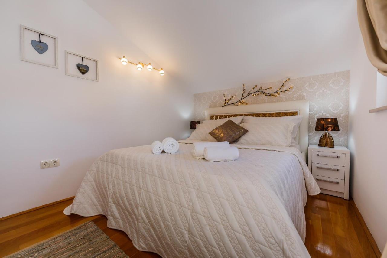 La Perla Apartman *