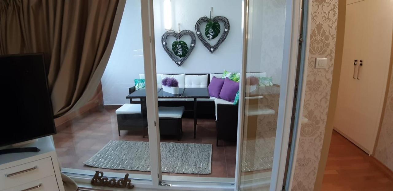 La Perla Apartman *